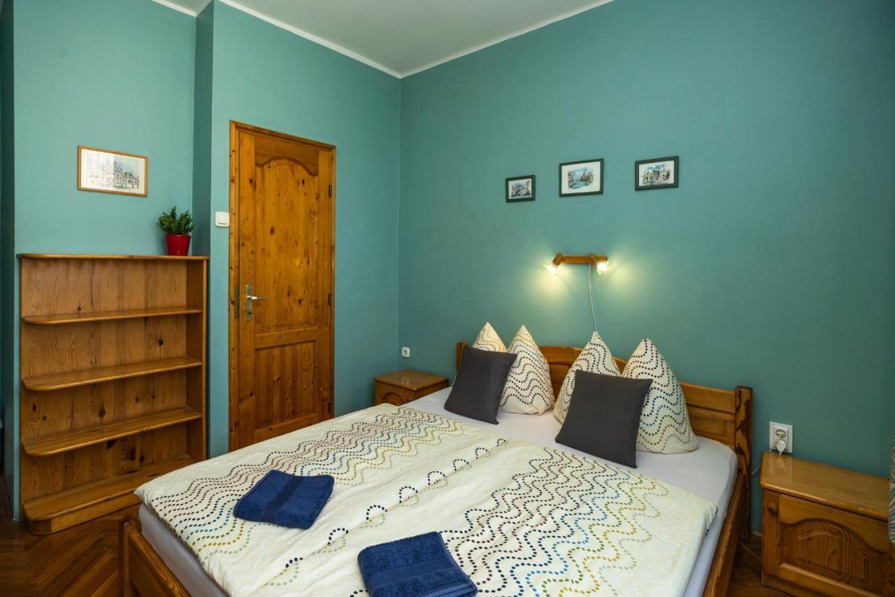 Cecey Vendeghaz Bed & Breakfast Eger Exterior foto