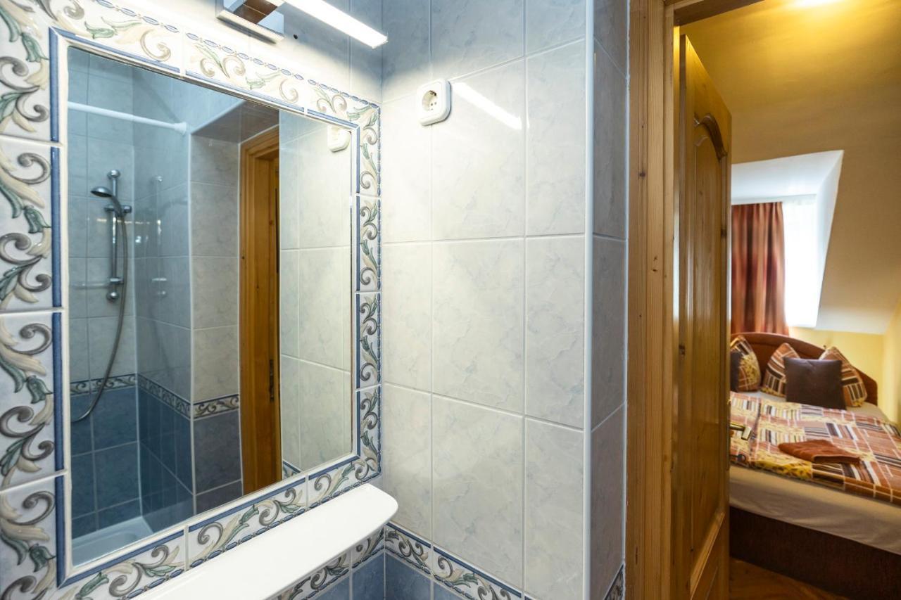 Cecey Vendeghaz Bed & Breakfast Eger Exterior foto